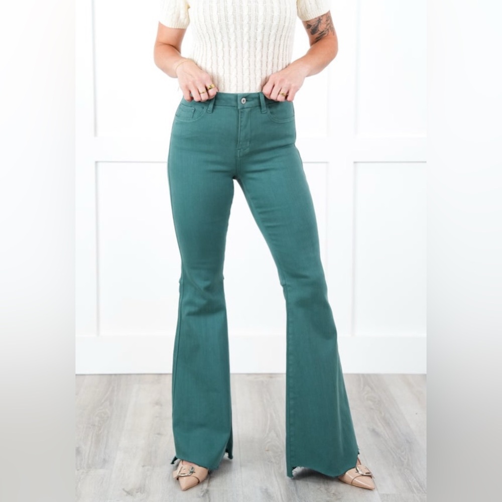 Vervet - Green Wide Leg Flare Jeans with Vintage Raw Hem NWT - Picture 8 of 16